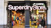 Superdry dejará de cotizar en Londres en el marco de su plan de reestructuración a 3 años