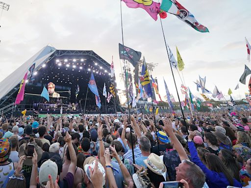 Glastonbury set to be largely dry and cloudy but some light showers forecast