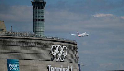 Paris airport staff call off pre-Olympics strike after reaching deal