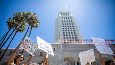 Tercer día consecutivo de protestas en Los Ángeles