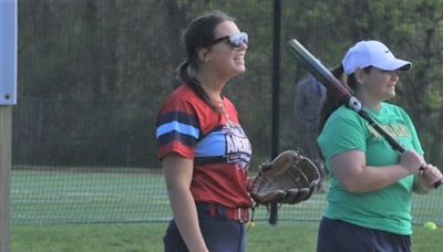 St. Thomas Aquinas softball one of three remaining undefeated teams in Division III