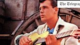 Duane Eddy, rock’n’roll pioneer renowned for his echo-laden twanging guitar sound – obituary