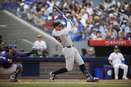 Aaron Judge hits MLB-leading 31st homer, Gerrit Cole gets first win of season as Yankees rout Blue Jays - The Boston Globe