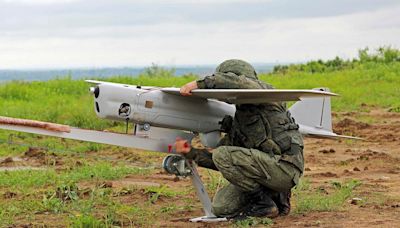 Un avión ucraniano y un dron ruso han combatido como en la Segunda Guerra Mundial