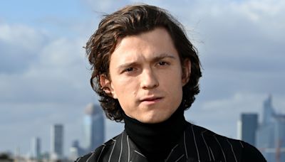 Tom Holland Fans Are Going Wild For His Performance In 'Romeo & Juliet' On The West End