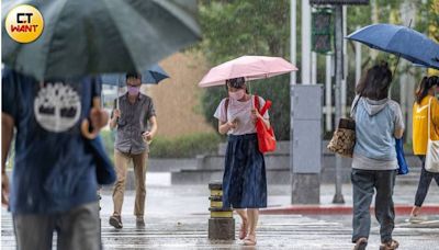 13縣市豪大雨特報！2地區雷雨炸到入夜 明起飆高溫35度↑熱爆