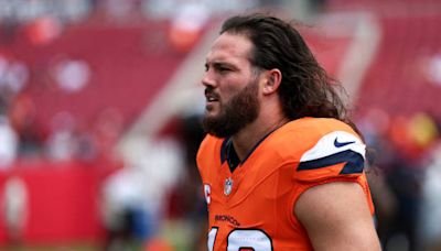 Denver Broncos Linebacker Alex Singleton Played 49 Snaps After Suffering A Torn ACL