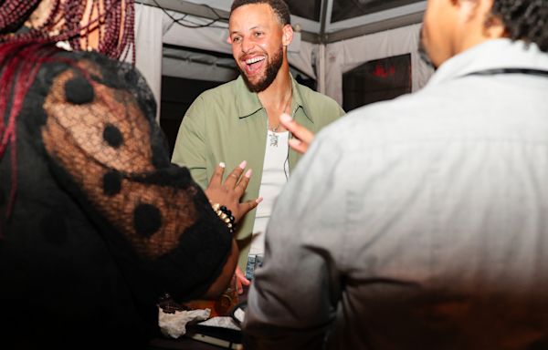 The Source |Stephen Curry Hosts NYC Mixer, Showcasing Business Ventures and Celebrating Black Journalists