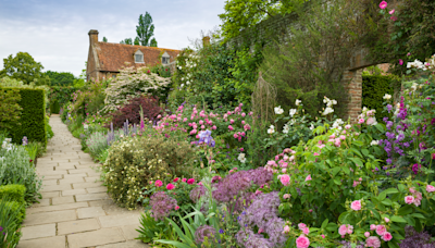 Aces of spades: Six splendid British gardens to visit this summer