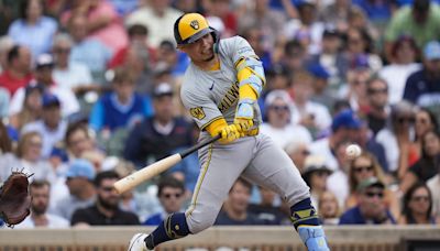 Contreras hits tiebreaking double in 9th as Brewers beat Cubs 3-2