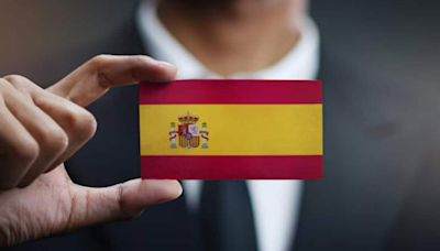 A colombianos que sueñan con vivir en España les dan inesperado anuncio; ¿se dañó viaje?