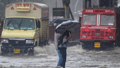 Mumbai May Receive Heavy Rain On Wednesday, Red Alert For Central Maharashtra: IMD - News18