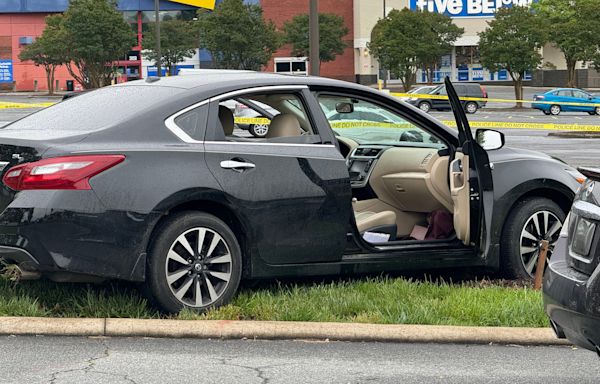 Police in North Carolina shoot woman who opened fire in Walmart parking lot after wreck