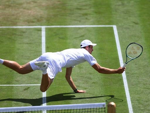 Wimbledon 2024: Hubert Hurkacz retires after fall in second round match