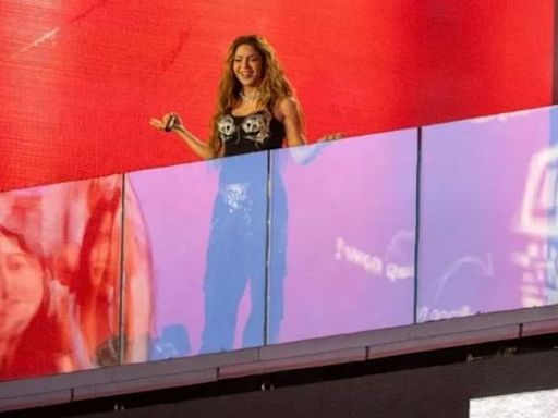 Shakira sorprende con un concierto gratis en Nueva York: "El pasado es un cero a la izquierda"