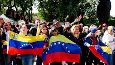 Venezolanos en el extranjero salen a votar con la esperanza de lograr ‘la libertad’