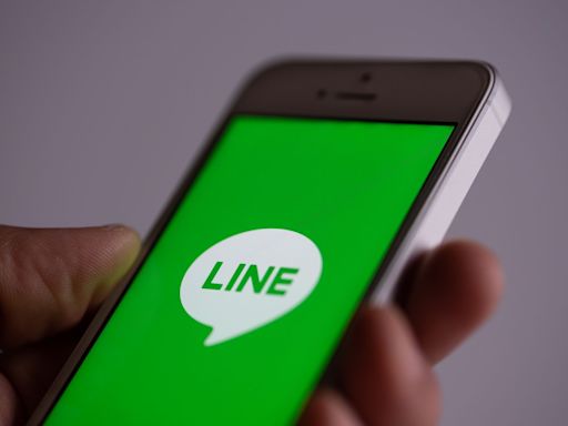 South Korea’s Biggest Internet Firm Considers Future in Japanese Messaging App