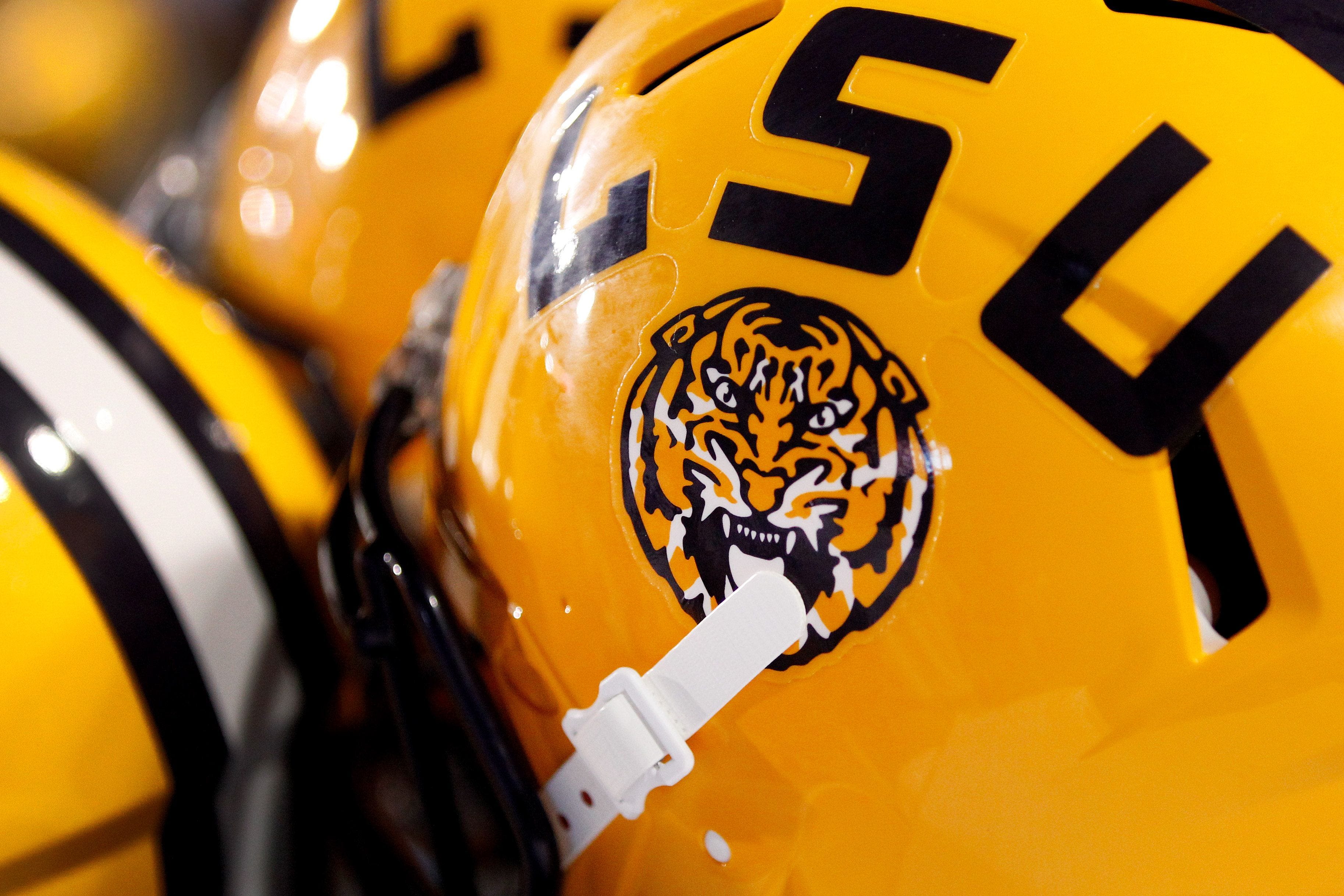 LSU football adds 2025 three-star defensive line recruit