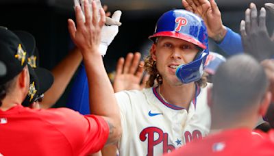 Kody Clemens has another big day, Alec Bohm drives in 5 runs as Phillies sweep Nationals; continue historic start