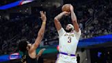 LeBron James collects cheers, gets assist from Anthony Davis as Lakers top Cavaliers in Ohio