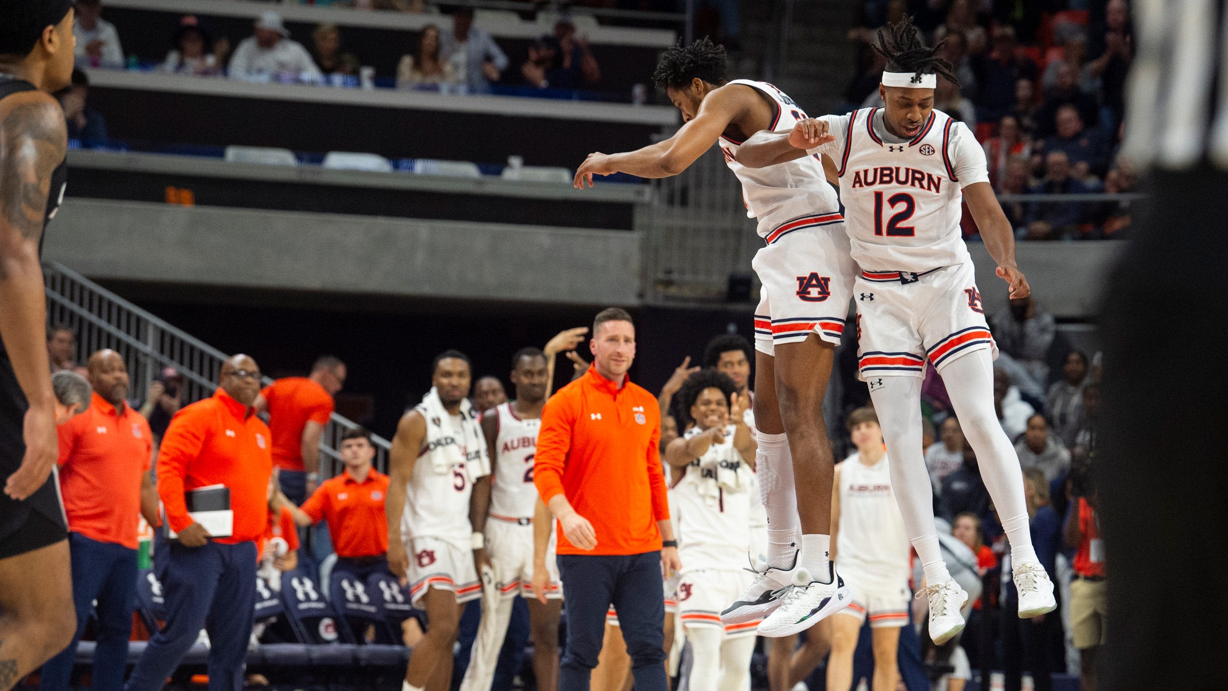 Predicting who will start for Auburn basketball, other potential lineups