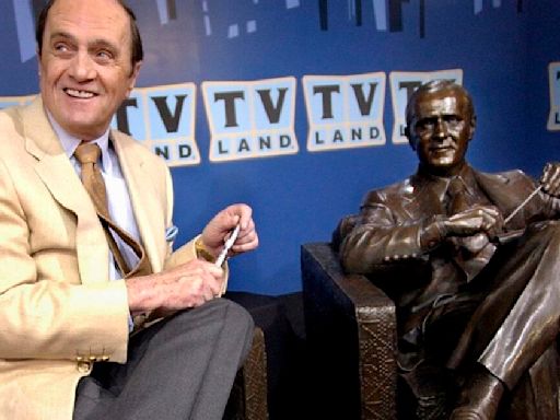 Comedian Bob Newhart, deadpan master of sitcoms and telephone monologues, dies at 94