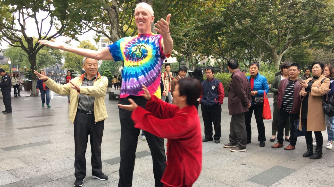 Scott Van Pelt's One Big Thing: Bill Walton's joyride through the cosmos