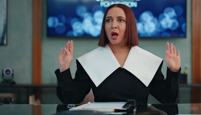 ‘Loot’ Star Maya Rudolph Finds Her Groove As A Philanthropic Billionaire And Looks Good While She Does...