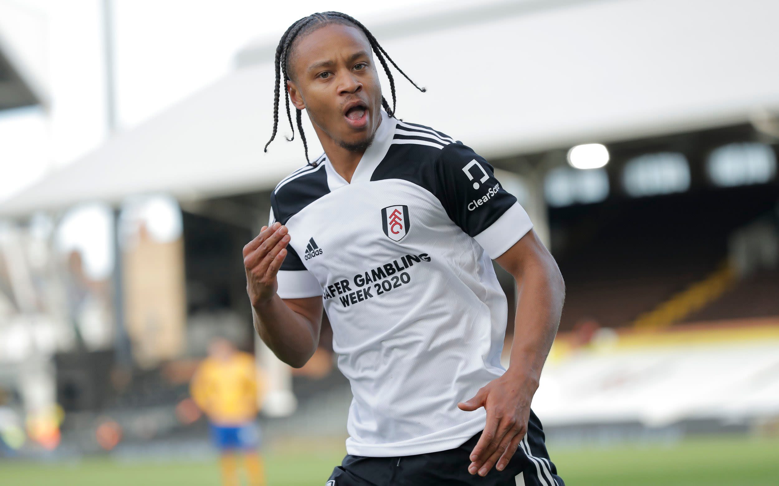 Steve Cooper close to second Leicester signing with Fulham’s Bobby De Cordova-Reid