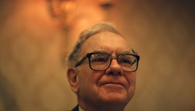 Fact Check: Warren Buffett Supposedly Said 'Make Billionaires Pay Their Fair Share, You Won't Have to Pay...