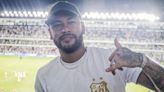 La cara más solidaria de Neymar