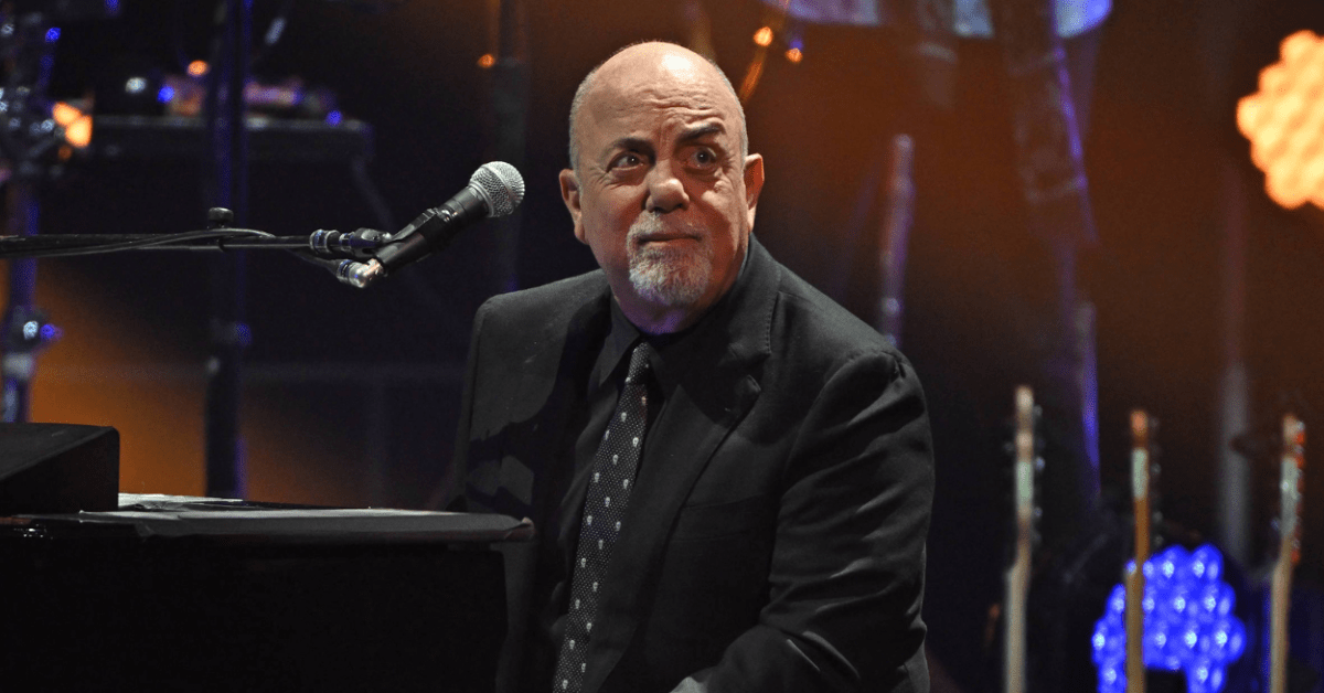 Billy Joel’s 2 Young Daughters Hit the Stage During His Last MSG Residency Show