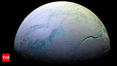 Life on Saturn? NASA discovers evidence of oceans on Saturn’s moon - Times of India