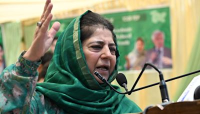 Mehbooba asks Centre to form cross-LoC advisory committee ‘to discuss pertinent issues’