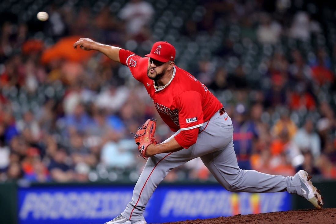 Deadspin | Angels' Carlos Estevez hopes for chance to write different ending vs. Guardians