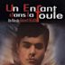 Un enfant dans la foule