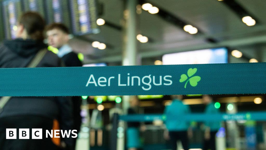 Aer Lingus pilots in fresh talks over strike action