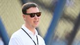 Giants broadcaster Dave Flemming fills in as team’s bat boy for fantasy football punishment