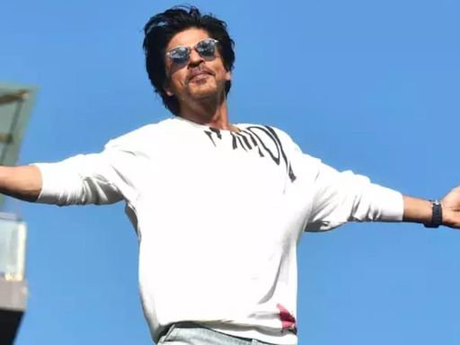 Shah Rukh Khan Says No Longer Dances at Weddings Because He's 'Sasur Ke Umar Ka': 'Begaani Shaadi Mein...' - News18