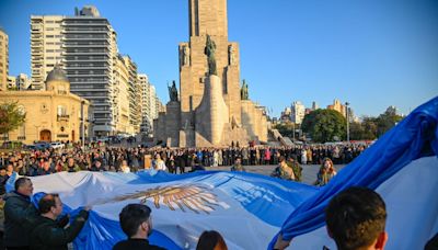 Todas las partes de la bandera argentina para este 20 de junio