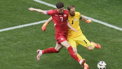 Dinamarca - Serbia de la Eurocopa: horario y dónde ver por TV el tercer partido de la fase de grupos