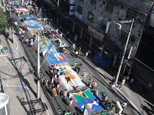 Corpus Christi é celebrado com tapetes de sal, missas e espetáculo | Rio de Janeiro | O Dia