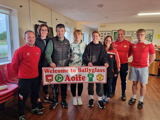 Ireland international holds coaching session in Ballyglass - sport - Western People