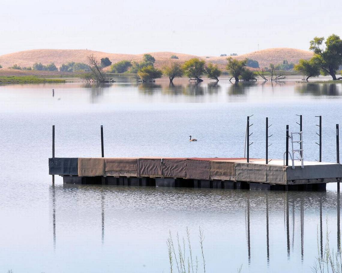 Man dies while swimming with family members in Modesto Reservoir. Divers recover body