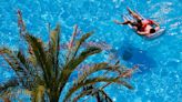 Las lluvias permiten a los hoteleros de Lloret de Mar aplazar la instalación de una desaladora para llenar piscinas