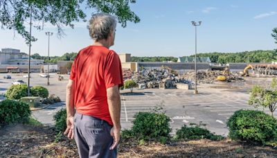 Start of North DeKalb Mall demolition draws out politicians, mixed emotions and memories