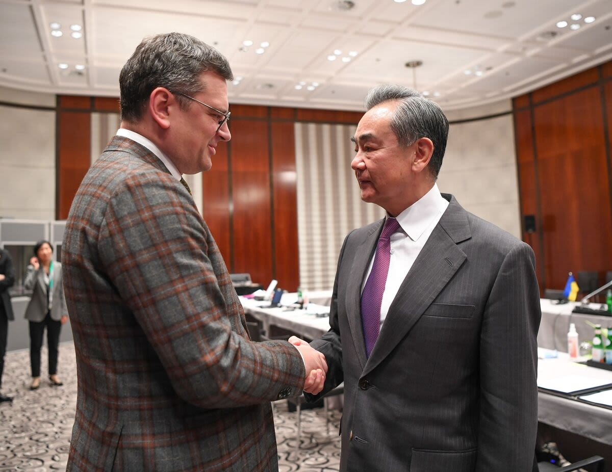 Ukraine Top Envoy Visits China First Time Since Russian Invasion