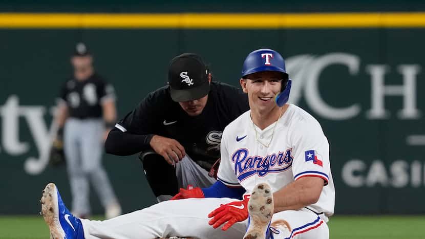 How Texas Rangers rookie Wyatt Langford solved the sweeper pitch on his walk-off hit