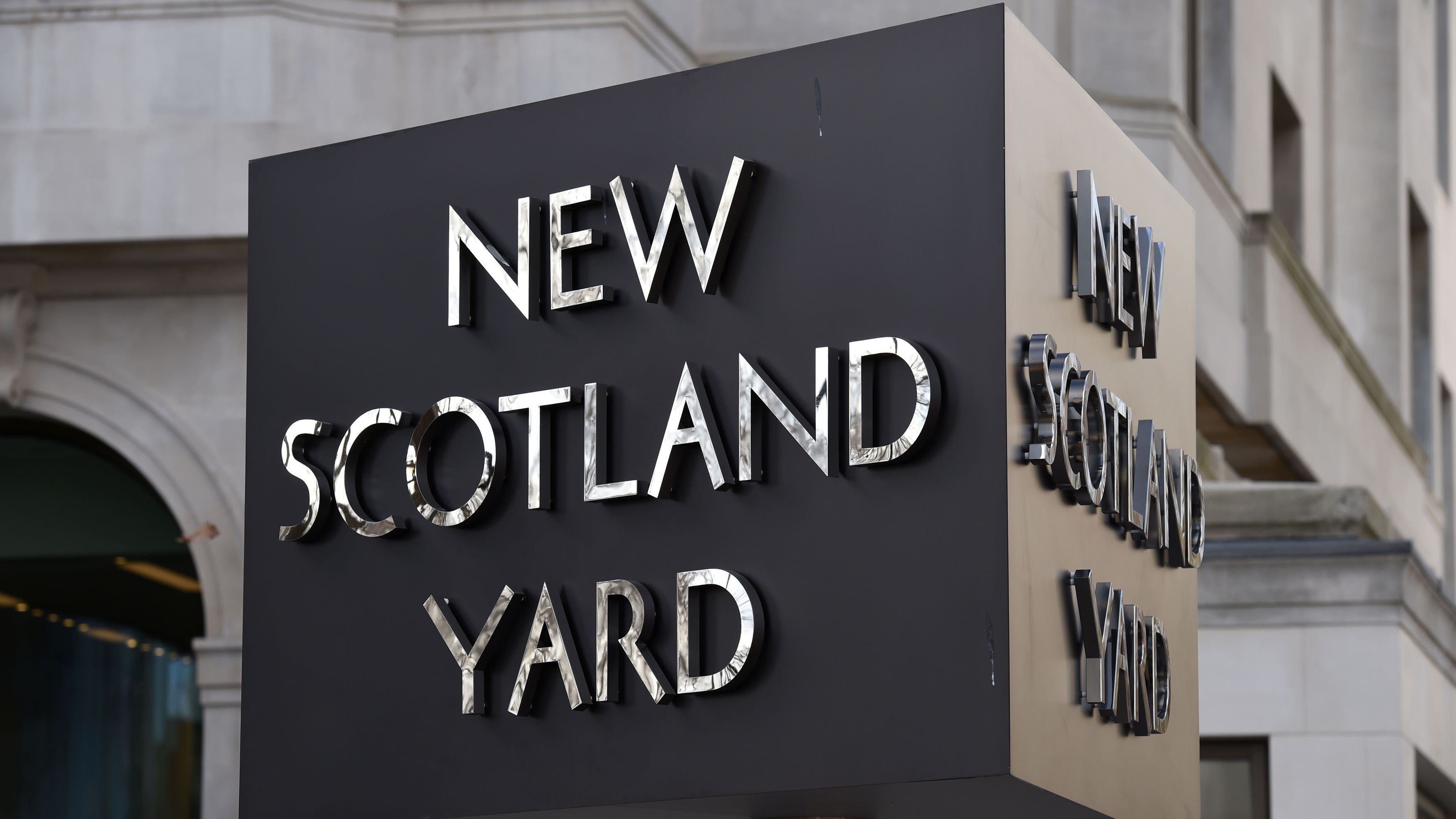 Man arrested after fatal stabbing during fight in east London