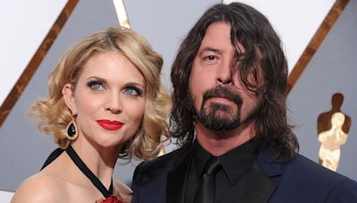 Reports Are Reading Into Dave Grohl’s Wife Not Wearing Her Wedding Ring To Tennis Lessons. I’m A Tennis...